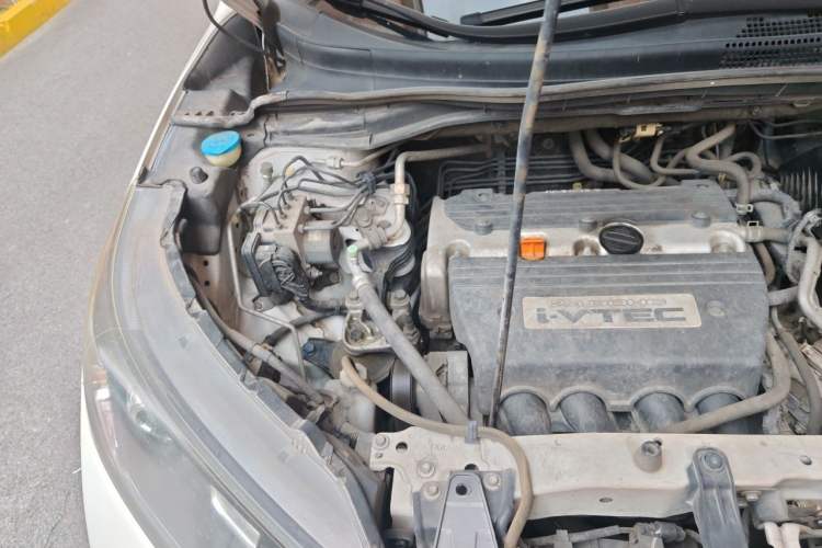 Used Honda CR-V 2013 2.4L two-wheel drive luxury version Engine Bay Right