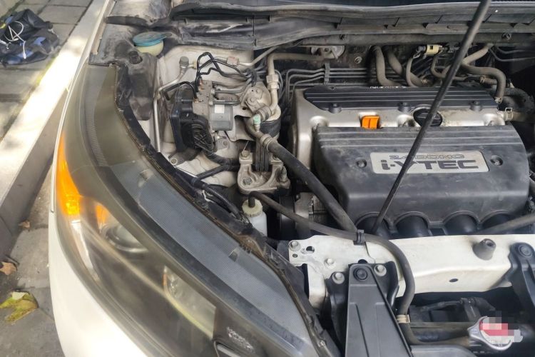 Used Honda CR-V 2013 2.4L two-wheel drive luxury version Engine Bay Right