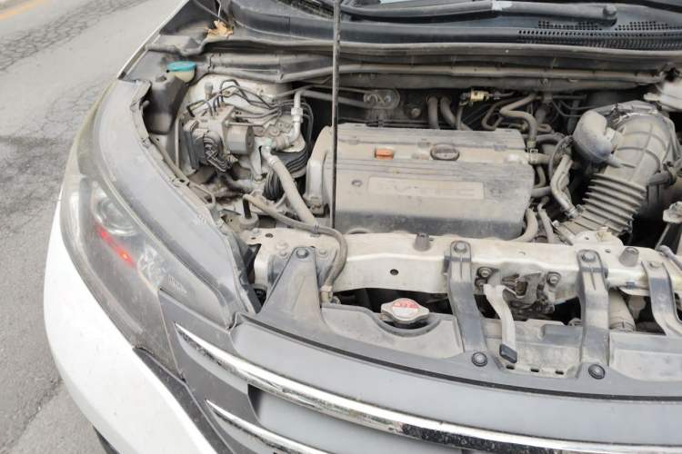 Used Honda CR-V 2013 2.4L four-wheel drive luxury version Engine Bay Right