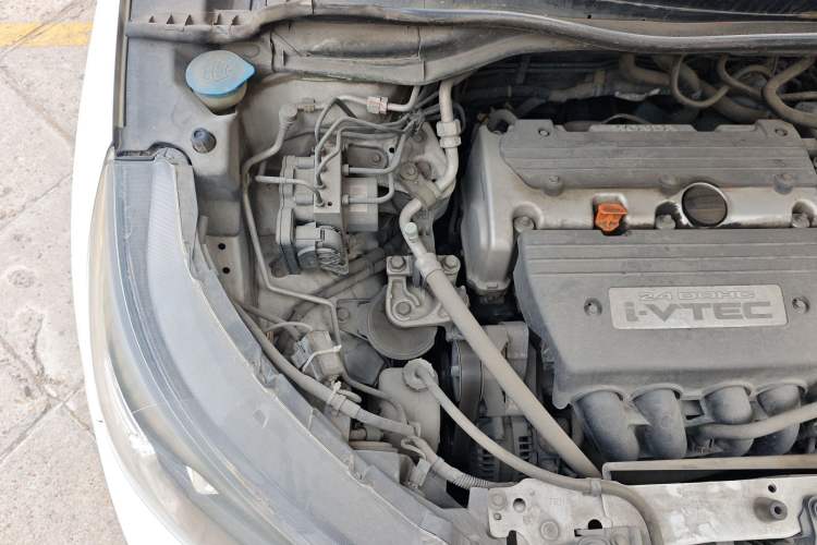 Used Honda CR-V 2013 2.4L four-wheel drive luxury version Engine Bay Right