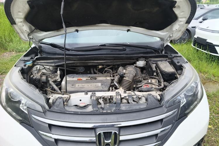 Used Honda CR-V 2013 2.4L two-wheel drive luxury version Engine Bay