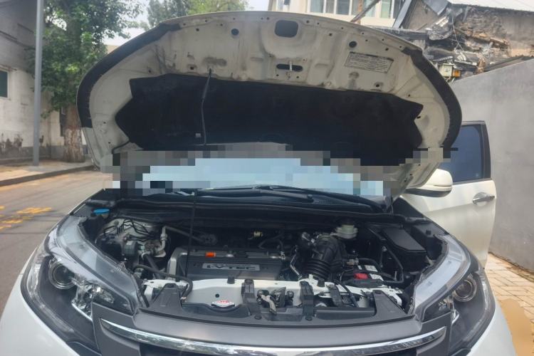 Used Honda CR-V 2013 2.4L four-wheel drive luxury version Engine Bay