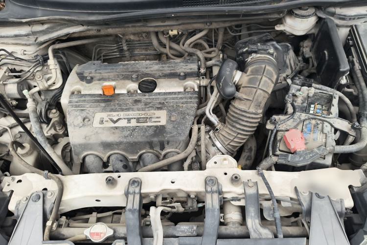 Used Honda CR-V 2013 2.4L four-wheel drive luxury version Engine Bay