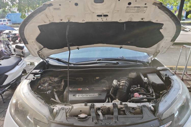 Used Honda CR-V 2013 2.4L two-wheel drive luxury version Engine Bay