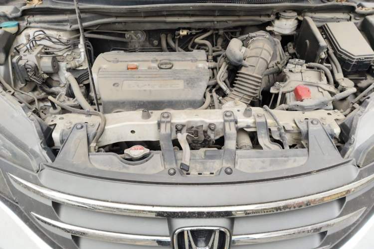 Used Honda CR-V 2013 2.4L four-wheel drive luxury version Engine Bay