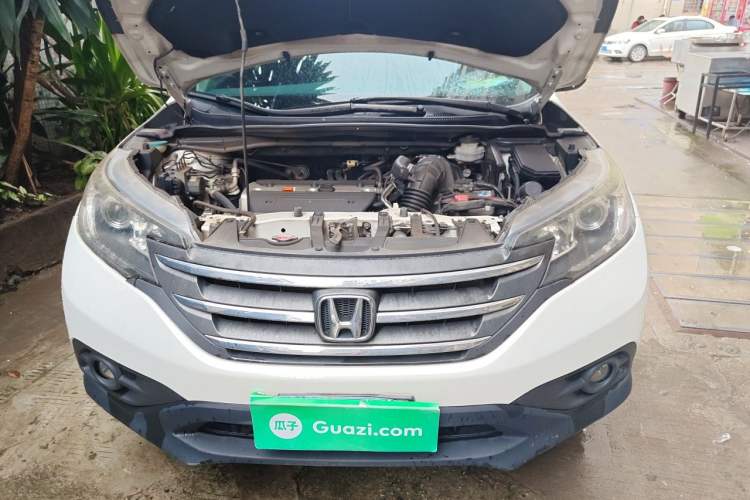 Used Honda CR-V 2013 2.4L four-wheel drive luxury version Engine Bay
