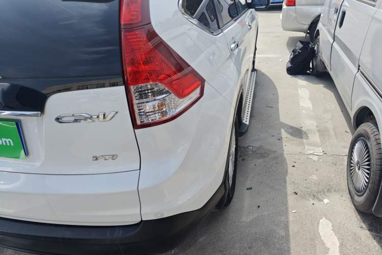 Used Honda CR-V 2013 2.4L two-wheel drive luxury version Exterior 3