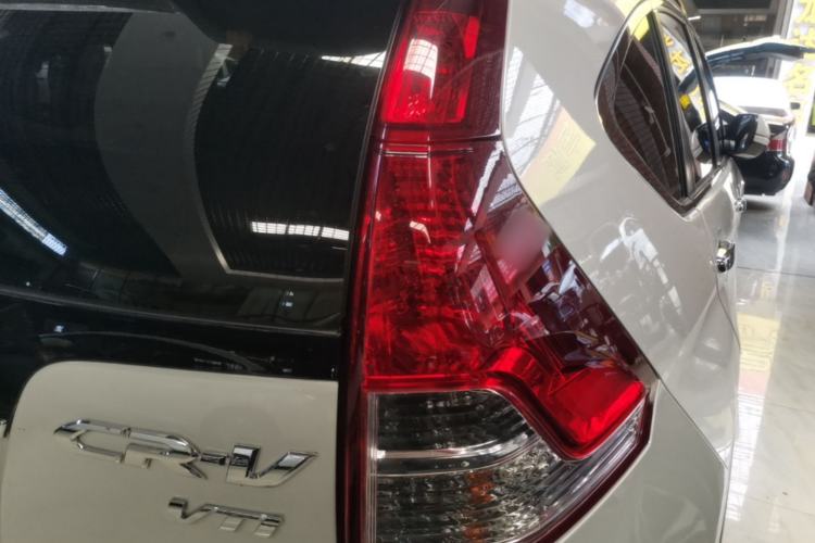 Used Honda CR-V 2013 2.4L four-wheel drive luxury version Exterior 3
