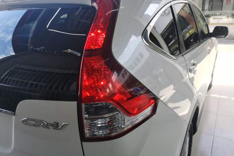 Used Honda CR-V 2013 2.0L 2WD Classic Edition Exterior 3