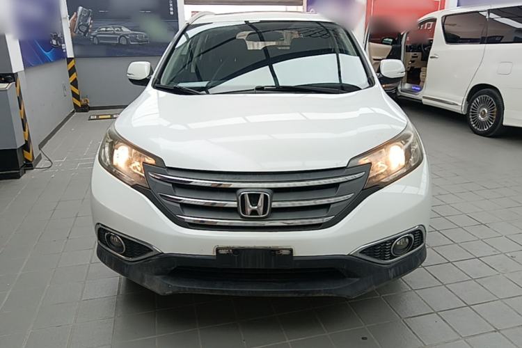 Used Honda CR-V 2013 2.4L two-wheel drive luxury version Front