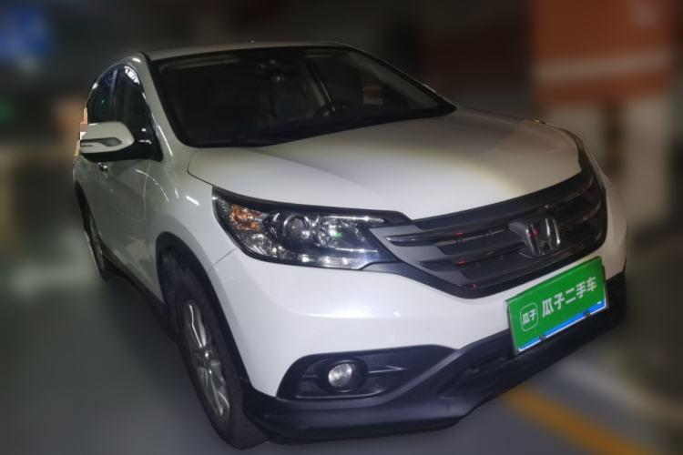 Used Honda CR-V 2013 2.4L two-wheel drive luxury version Front Right 45 Deg