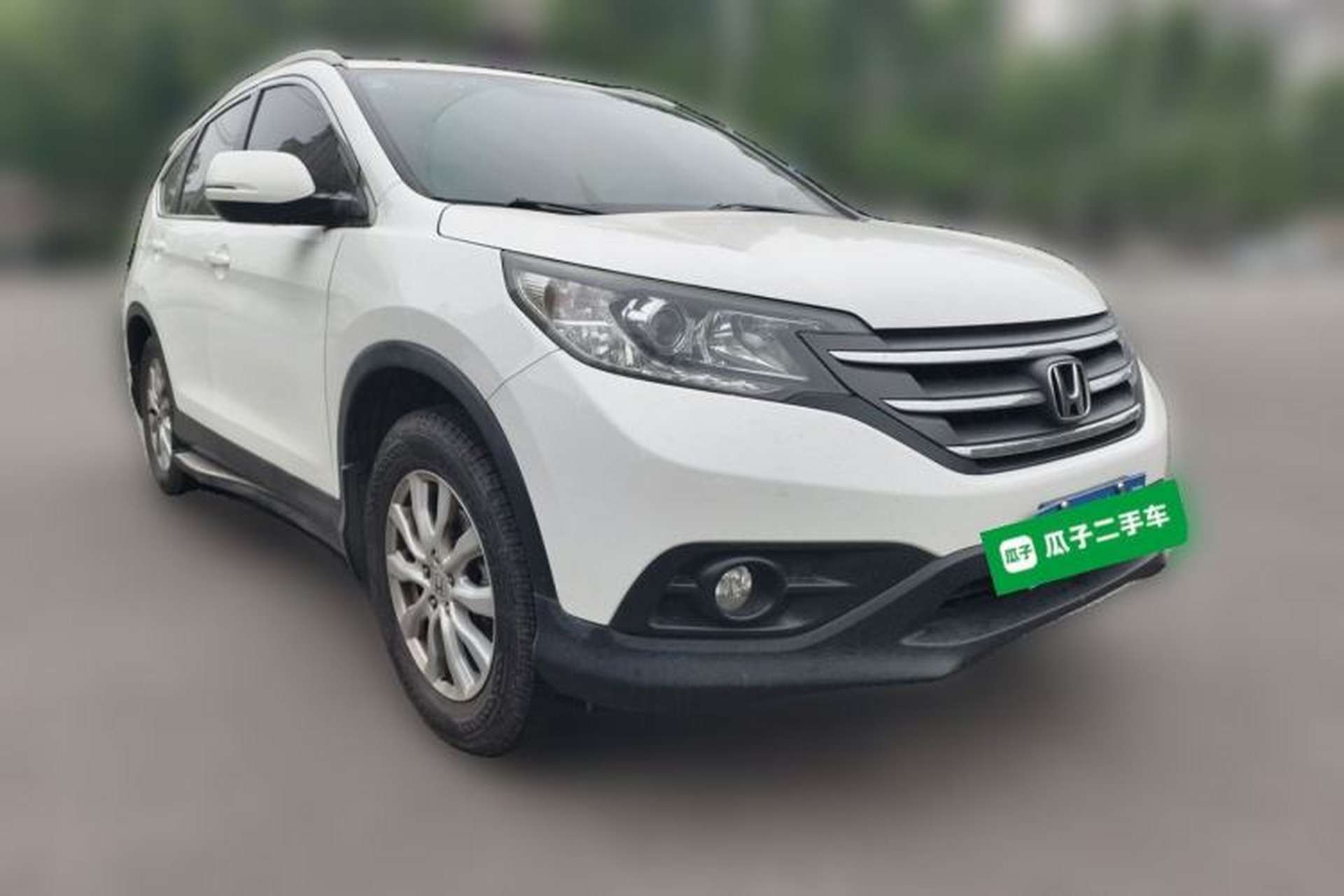 Used Honda CR-V 2013 2.0L 2WD Classic Edition Front Right 45 Deg