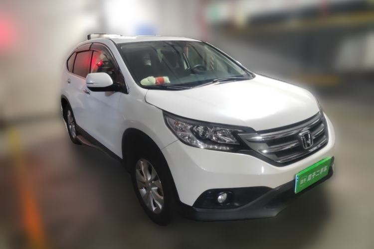 Used Honda CR-V 2013 2.4L two-wheel drive luxury version Front Right 45 Deg