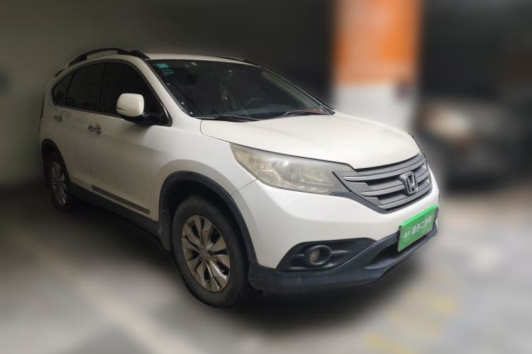 Used Honda CR-V 2013 2.4L two-wheel drive luxury version Front Right 45 Deg