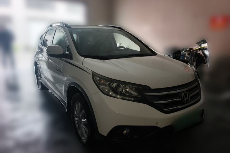 Used Honda CR-V 2013 2.0L 2WD Classic Edition Front Right 45 Deg