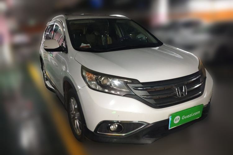 Used Honda CR-V 2013 2.4L two-wheel drive luxury version Front Right 45 Deg