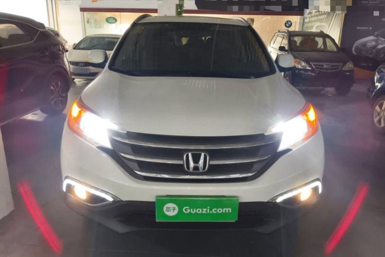 Used Honda CR-V 2013 2.4L two-wheel drive luxury version Front