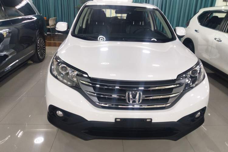 Used Honda CR-V 2013 2.4L two-wheel drive luxury version Front