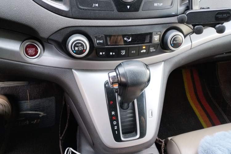 Used Honda CR-V 2013 2.4L two-wheel drive luxury version Gear Lever