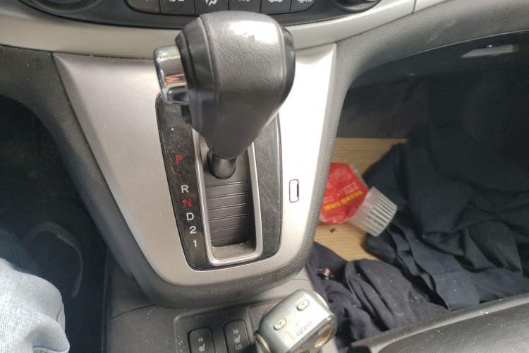 Used Honda CR-V 2013 2.4L two-wheel drive luxury version Gear Lever