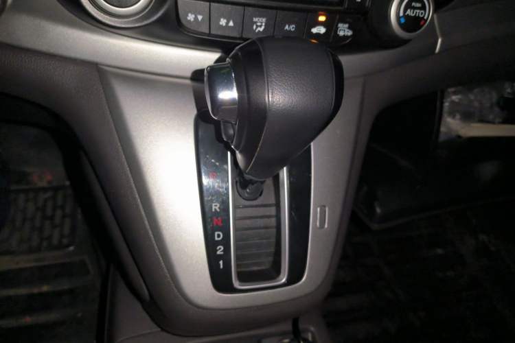 Used Honda CR-V 2013 2.0L 2WD Classic Edition Gear Lever