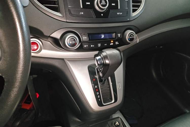 Used Honda CR-V 2013 2.4L two-wheel drive luxury version Gear Lever