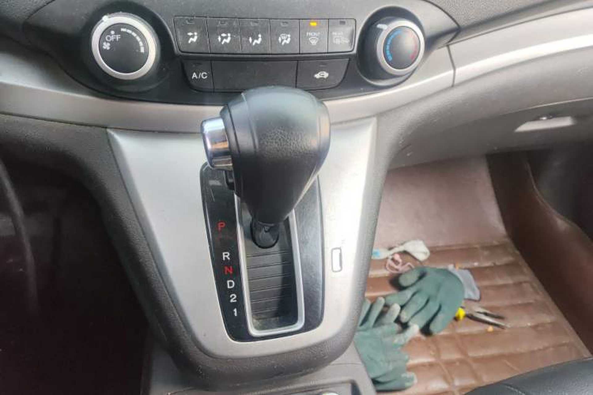Used Honda CR-V 2013 2.0L 2WD Classic Edition Gear Lever