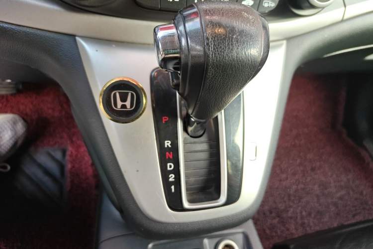 Used Honda CR-V 2013 2.4L two-wheel drive luxury version Gear Lever