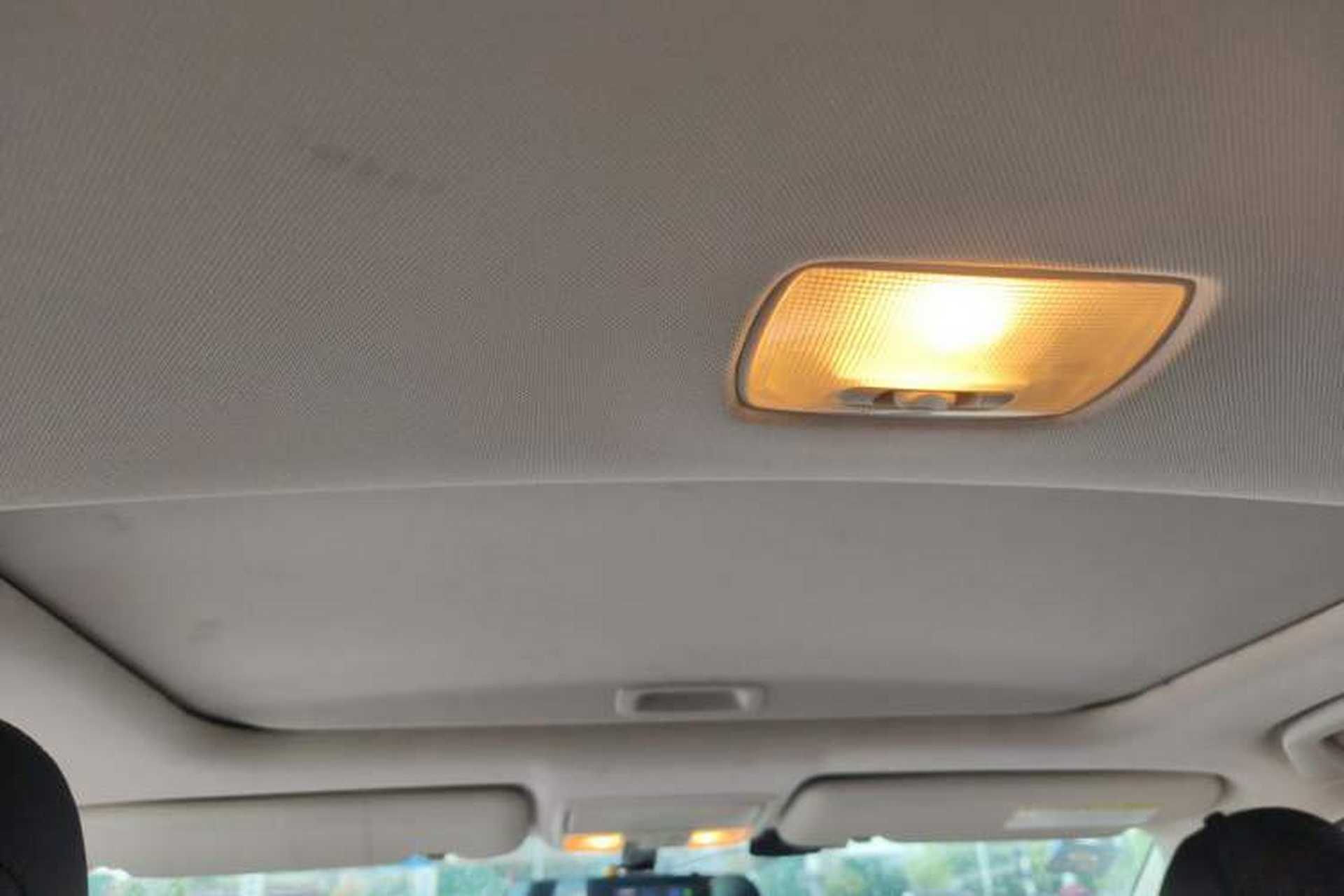 Used Honda CR-V 2013 2.4L four-wheel drive luxury version Headliner