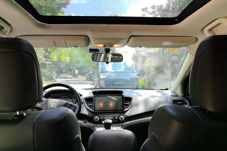 Used Honda CR-V 2013 2.4L two-wheel drive luxury version Headliner