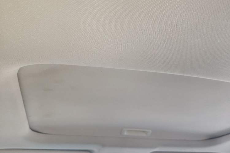 Used Honda CR-V 2013 2.4L four-wheel drive luxury version Headliner
