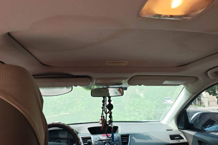 Used Honda CR-V 2013 2.4L four-wheel drive luxury version Headliner
