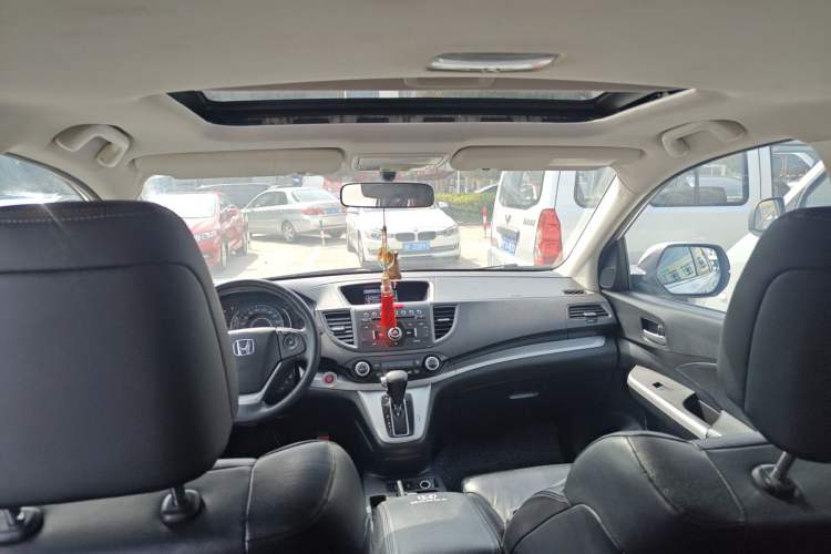 Used Honda CR-V 2013 2.4L two-wheel drive luxury version Headliner