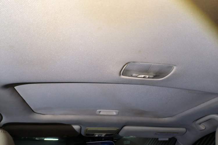 Used Honda CR-V 2013 2.0L 2WD Classic Edition Headliner