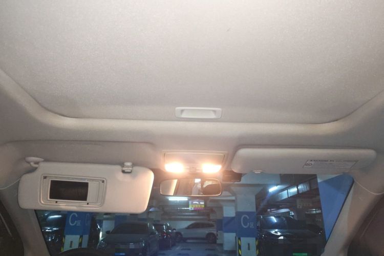 Used Honda CR-V 2013 2.4L four-wheel drive luxury version Headliner