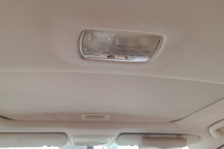 Used Honda CR-V 2013 2.4L four-wheel drive luxury version Headliner