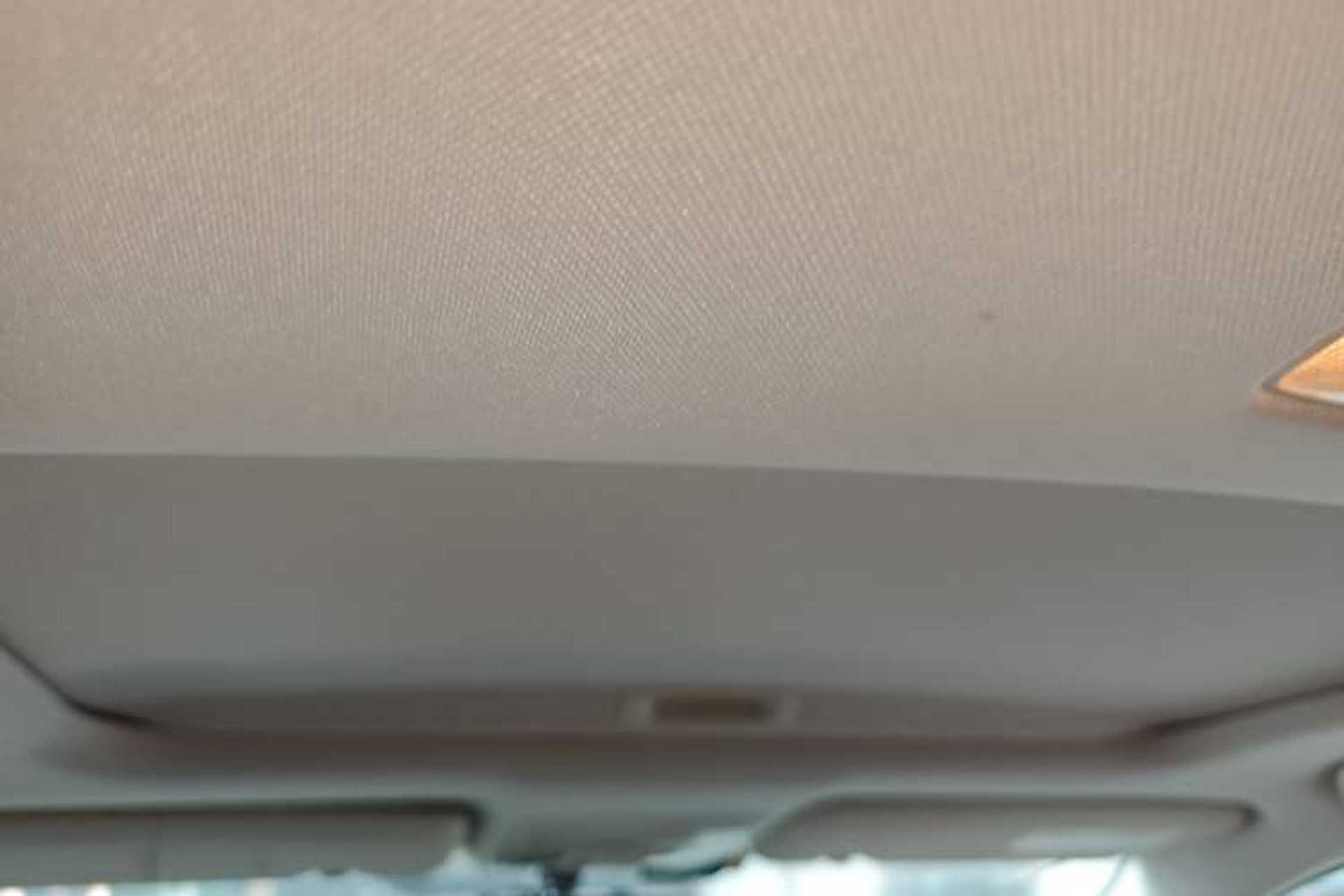 Used Honda CR-V 2013 2.4L four-wheel drive luxury version Headliner