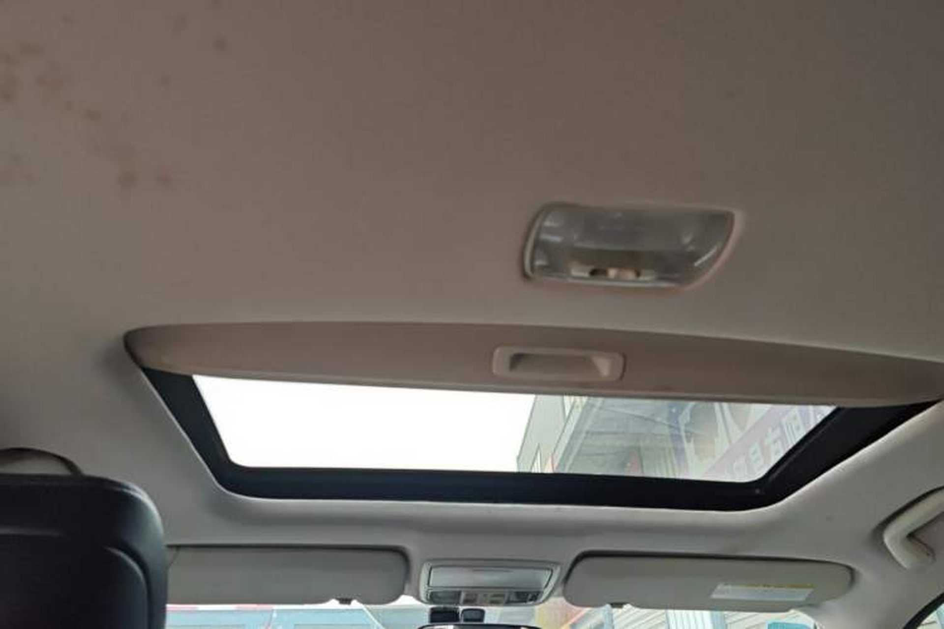 Used Honda CR-V 2013 2.4L two-wheel drive luxury version Headliner