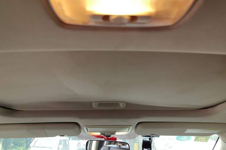 Used Honda CR-V 2013 2.4L two-wheel drive luxury version Headliner