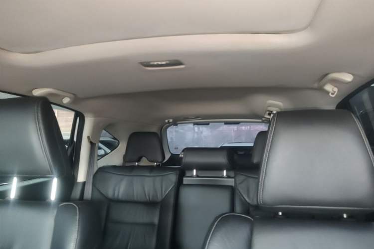 Used Honda CR-V 2013 2.4L two-wheel drive luxury version Headliner