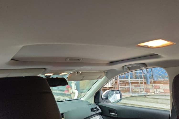 Used Honda CR-V 2013 2.4L two-wheel drive luxury version Headliner