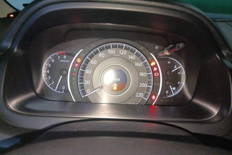 Used Honda CR-V 2013 2.4L four-wheel drive luxury version Instrument Cluster
