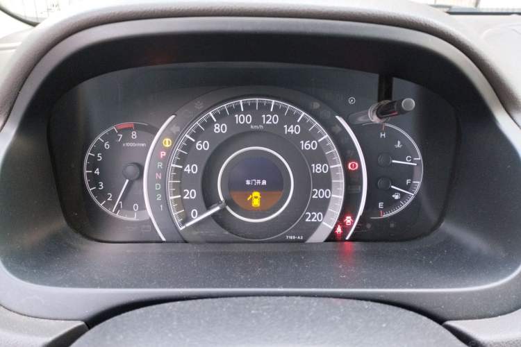 Used Honda CR-V 2013 2.4L two-wheel drive luxury version Instrument Cluster