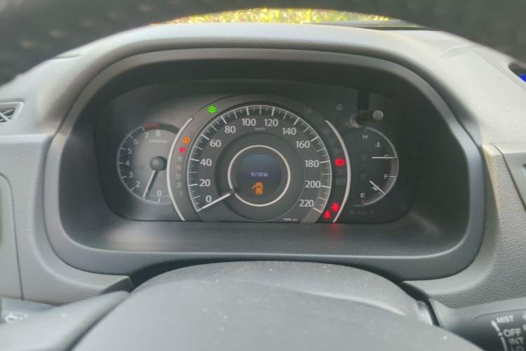 Used Honda CR-V 2013 2.4L four-wheel drive luxury version Instrument Cluster