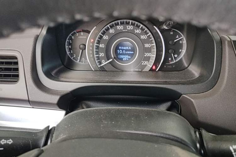 Used Honda CR-V 2013 2.4L four-wheel drive luxury version Instrument Cluster