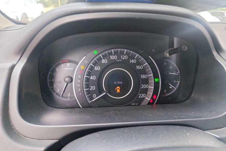 Used Honda CR-V 2013 2.4L four-wheel drive luxury version Instrument Cluster