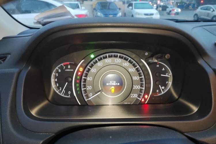Used Honda CR-V 2013 2.4L four-wheel drive luxury version Instrument Cluster