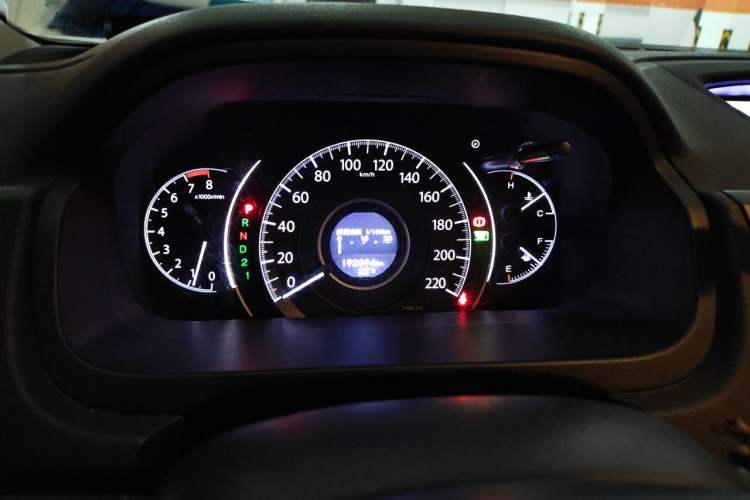 Used Honda CR-V 2013 2.4L four-wheel drive luxury version Instrument Cluster