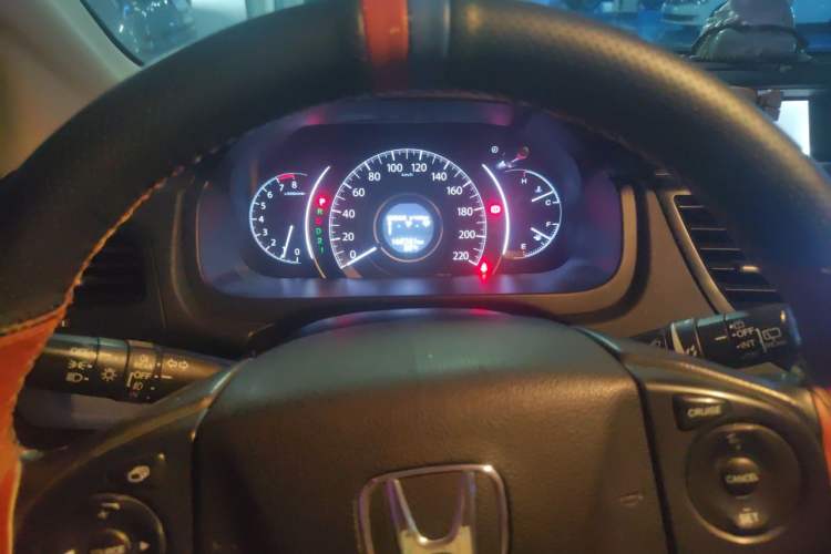 Used Honda CR-V 2013 2.4L two-wheel drive luxury version Instrument Cluster