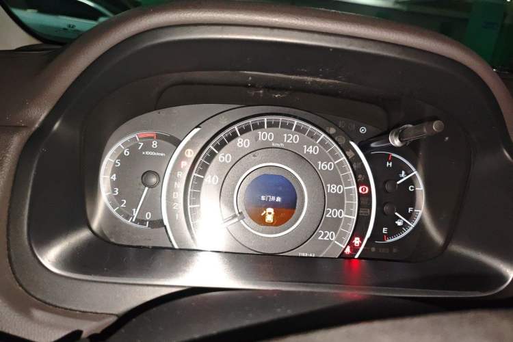 Used Honda CR-V 2013 2.4L four-wheel drive luxury version Instrument Cluster